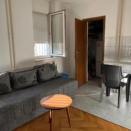 דירה Detelina נובי סאד